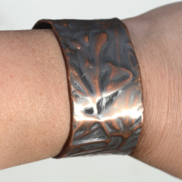 Floral Embossed Cuff Copper Handmade Solid Copper - Picture 2 of 4